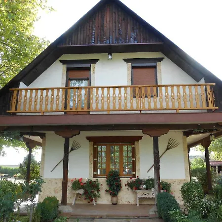 Casa Rural El Regato Camarzana de Tera